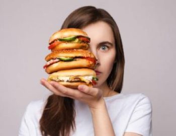 Cibo e Social, giovani “Schiavi”